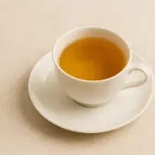 Evas Kräuterparadies Kräutertee Porzellantasse weiß loser tee